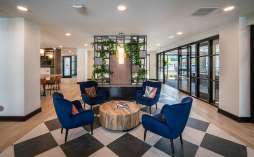 Signature Hartwell Village - Gallery - 14