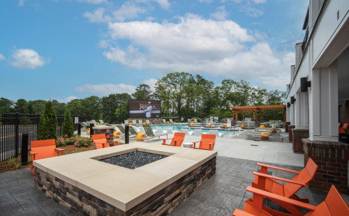 Signature Hartwell Village - Gallery - 8