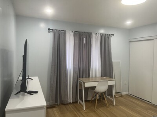 Maureen’s Quarters 
