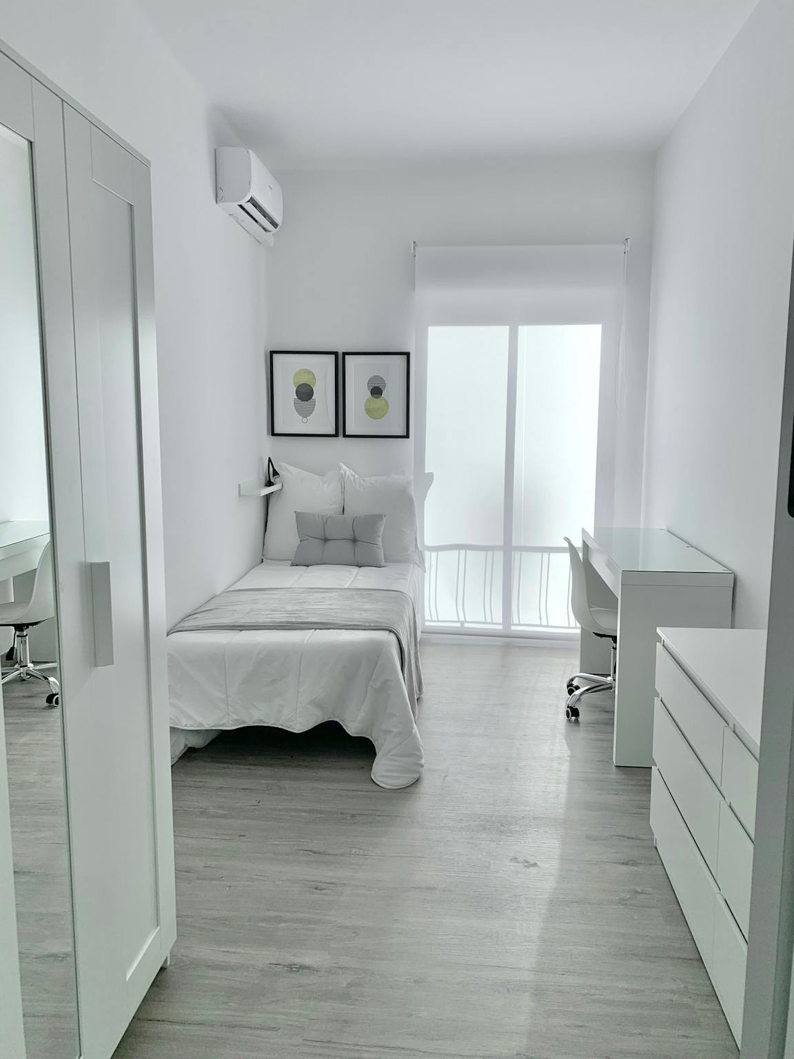 Private Room - 1