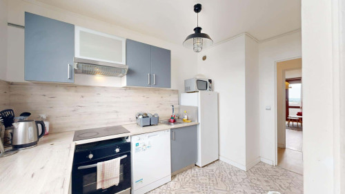 Room in Boulevard Recteur Jean Sarrailh, Pau for 85 m² with 5 bedrooms - Gallery - 10