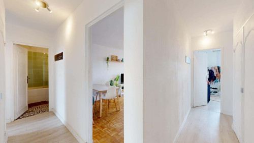 Room in Boulevard Recteur Jean Sarrailh, Pau for 85 m² with 5 bedrooms - Gallery - 5
