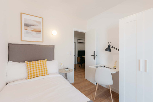 Habitación 4 en Carrer de Totana 14, Valencia