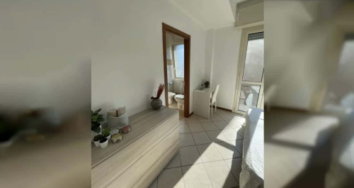 Stanza 2 in appartamento con 4 camere a Sesto San Giovanni - Gallery - 8