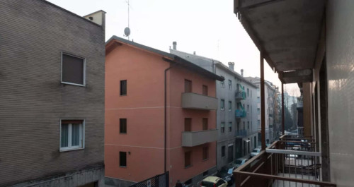Posto letto 1 in affitto in camera condivisa in appartamento con 4 camere da letto a Sesto San Giovanni, Milano - Gallery - 5