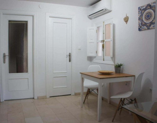 Apartment in Plaza de Santa Ana, Granada for 34 m² with 1 bedroom - Gallery - 7