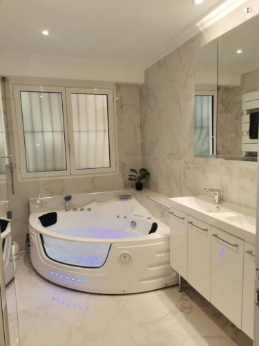 Apartment in Avenue Henry Dunant, Nice for 73 m² with 3 bedrooms - Gallery - 6