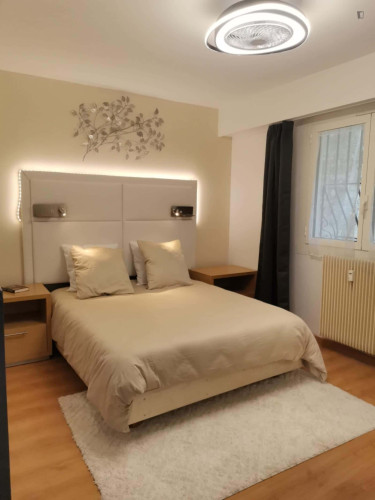 Apartment in Avenue Henry Dunant, Nice for 73 m² with 3 bedrooms