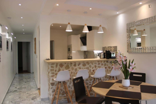 Apartment in Avenue Henry Dunant, Nice for 73 m² with 3 bedrooms