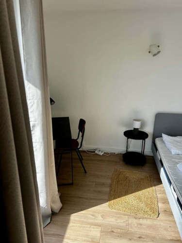 Room in Allée des Monégasques, Massy for 113 m² with 5 bedrooms