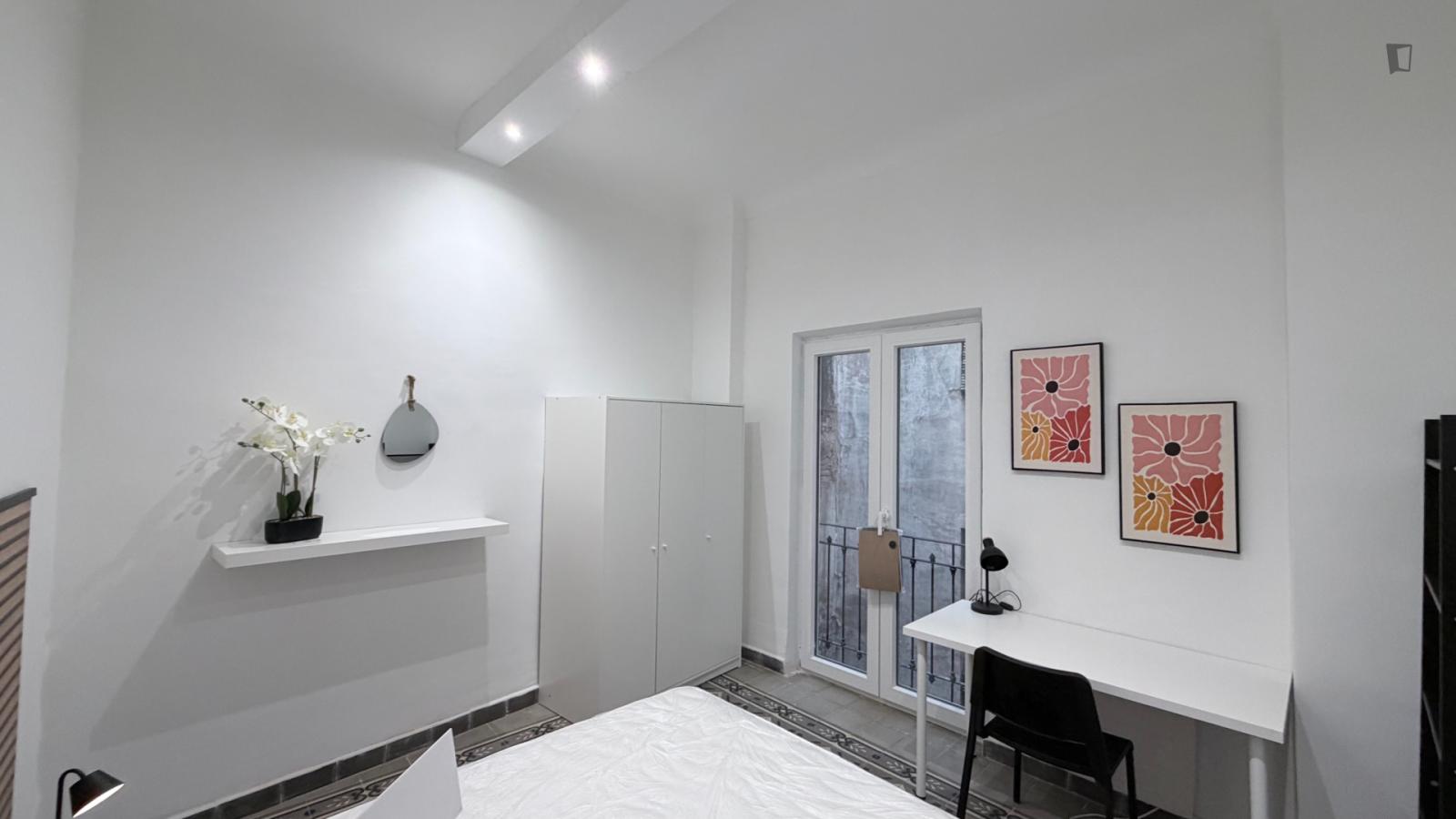 Amazing  Double Bedroom Close Hospital San Rafael - 1