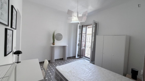 Great  double bedroom close Hospital San Rafael - Gallery - 21