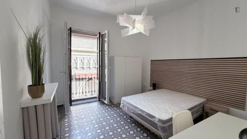 Great  double bedroom close Hospital San Rafael - Gallery - 23