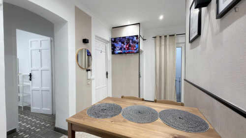 Great  double bedroom close Hospital San Rafael - Gallery - 19
