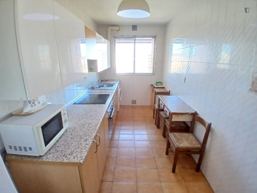 Beautiful single bedroom in a 5 bedroom apartment - Gallery - 6