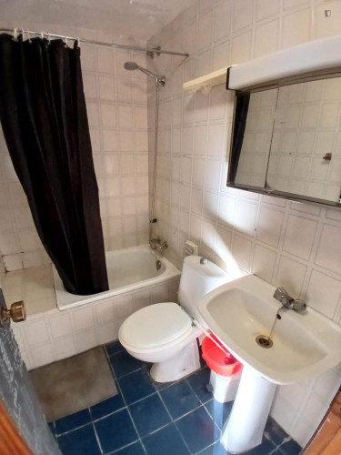 Beautiful single bedroom in a 5 bedroom apartment - Gallery - 10