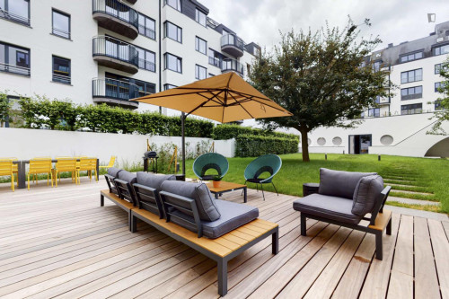 Very neat ensuite single bedroom near Schuman metro - Gallery - 7