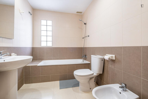 Sublime double ensuite bedroom near the Alicante train station - Gallery - 6