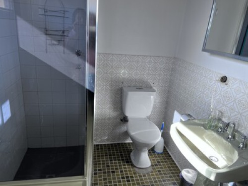 Room in Seaton - Gallery - 10