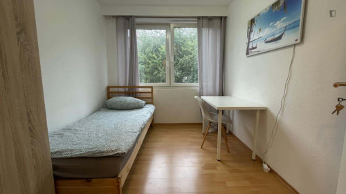 Room in Friedrich-Ebert-Straße, Bremen with 5 bedrooms