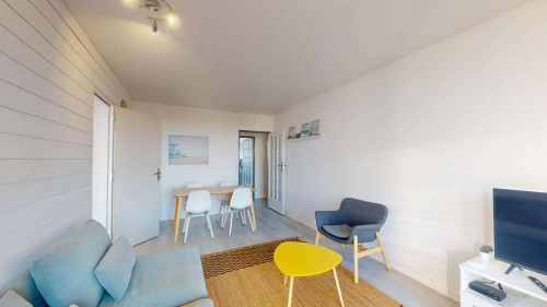Room in Rue du Pasteur Alphonse Cadier, Pau for 88 m² with 4 bedrooms - Gallery - 16