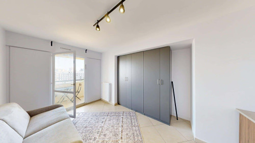 Room in Boulevard du Montaigut, Créteil for 103 m² with 6 bedrooms