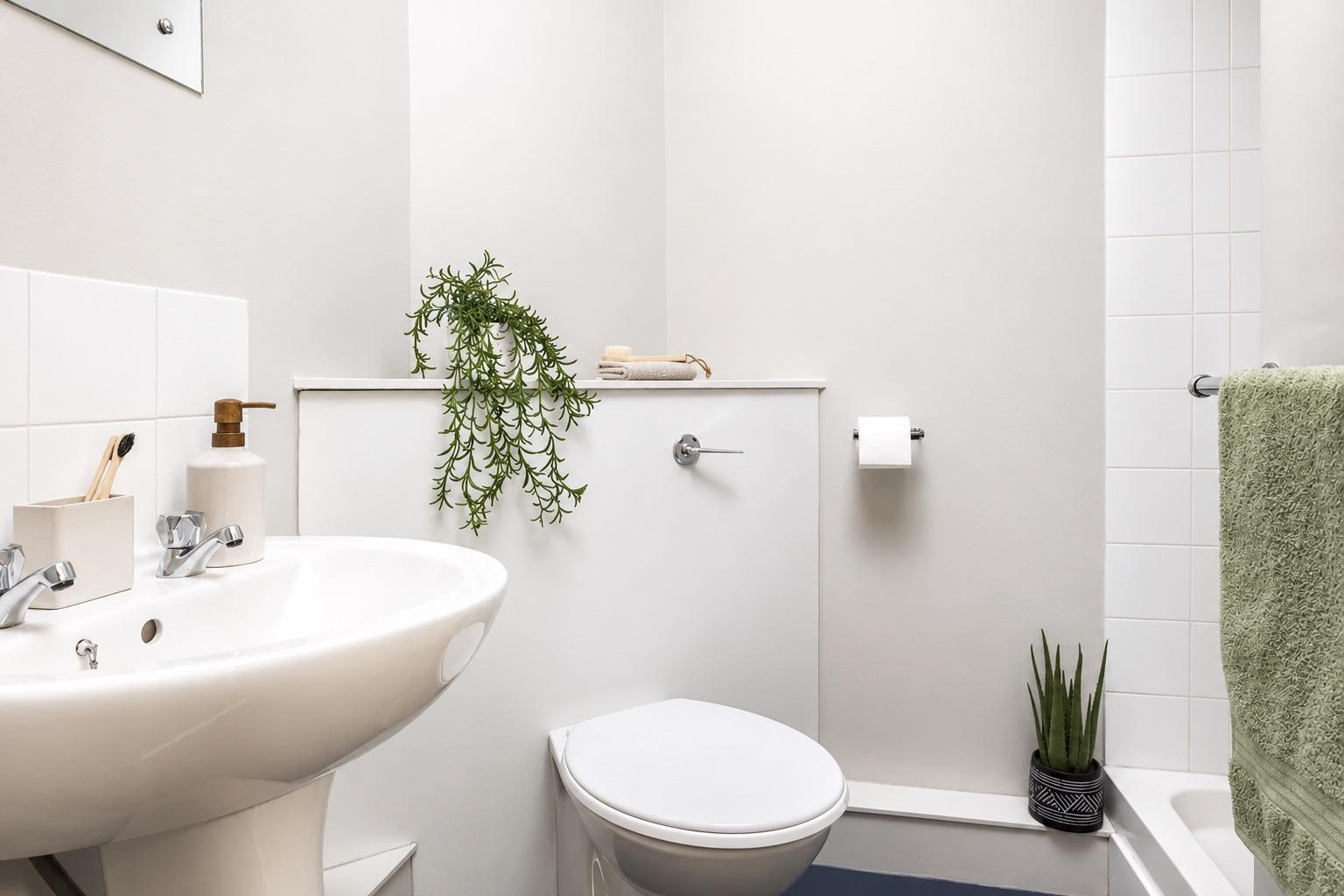 Three Bed Flat - 7