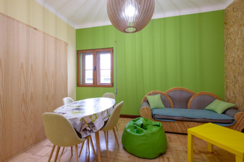Single Bedroom with Private Bathroom next to Sereia Garden - Gallery - 5