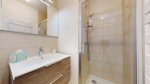 Apartment in Allée Choiseul, Ferney-Voltaire for 79 m² with 3 bedrooms - Gallery - 23