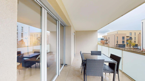 Apartment in Allée Choiseul, Ferney-Voltaire for 79 m² with 3 bedrooms