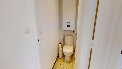 Room in Avenue Général de Gaulle, Caluire-et-Cuire for 68 m² with 3 bedrooms - Gallery - 15