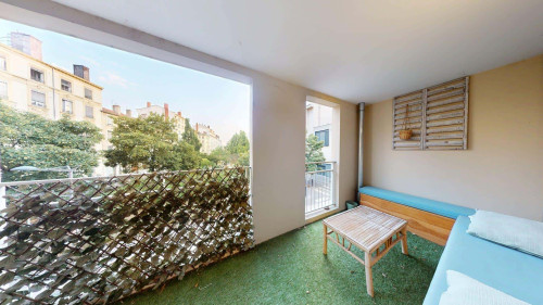 Apartment in Rue Bechevelin, Lyon for 66 m² with 2 bedrooms