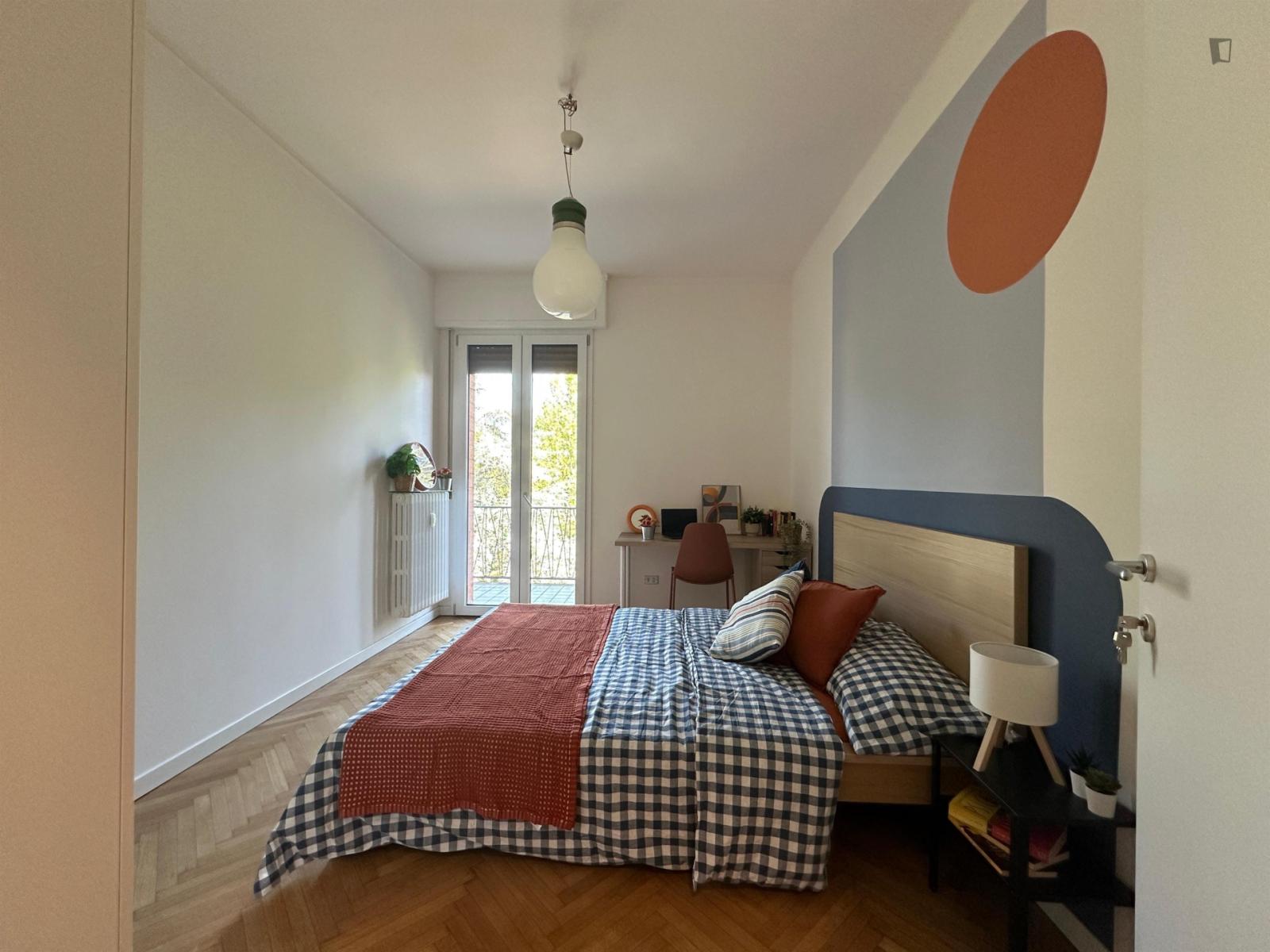 Appealing Single Bedroom In Borgo Trento - 1