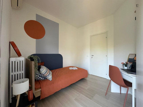 Sublime single bedroom in Borgo Trento