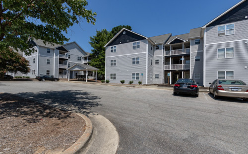 University Oaks  - Gallery -  4