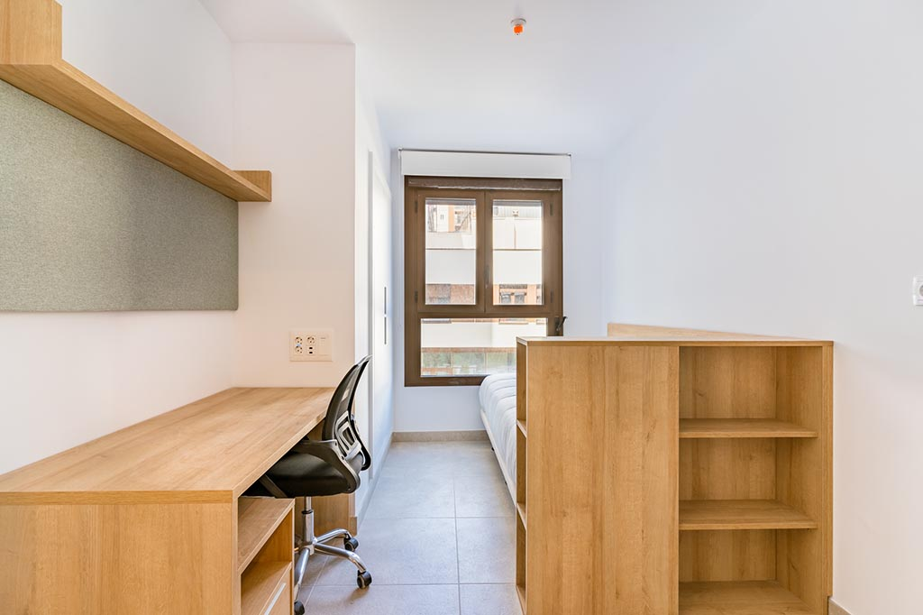Individual Penthouse With Terrace - 3