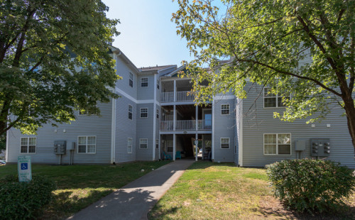 University Woods - Gallery - 6