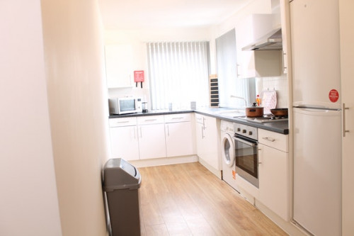 Brookland Road  - Gallery -  4