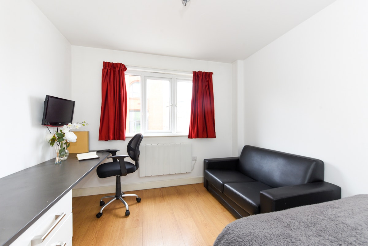  Studio Gold Plus  -  Eastern Boulevard  - Gallery -  4