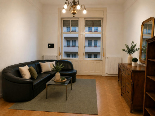 Petőfi Sándor utca, Budapest