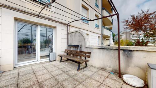 Apartment in Rue des Brumes Lactees, Cergy for 28 m² - Gallery - 14