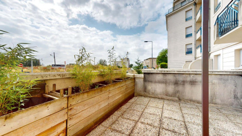 Apartment in Rue des Brumes Lactees, Cergy for 28 m² - Gallery - 13