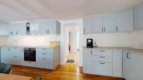 Room in Rue Ambroise Croizat, Villejuif for 191 m² with 9 bedrooms