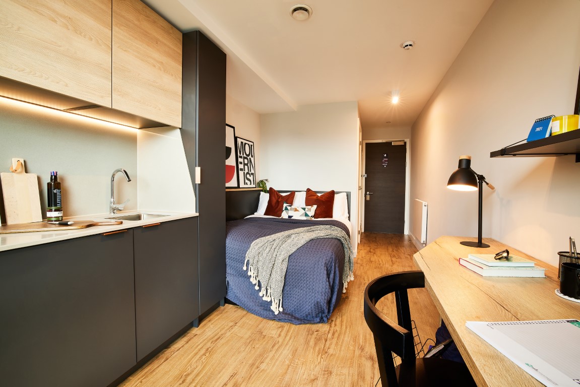  Lite  -  Circle Square  - Gallery -  3