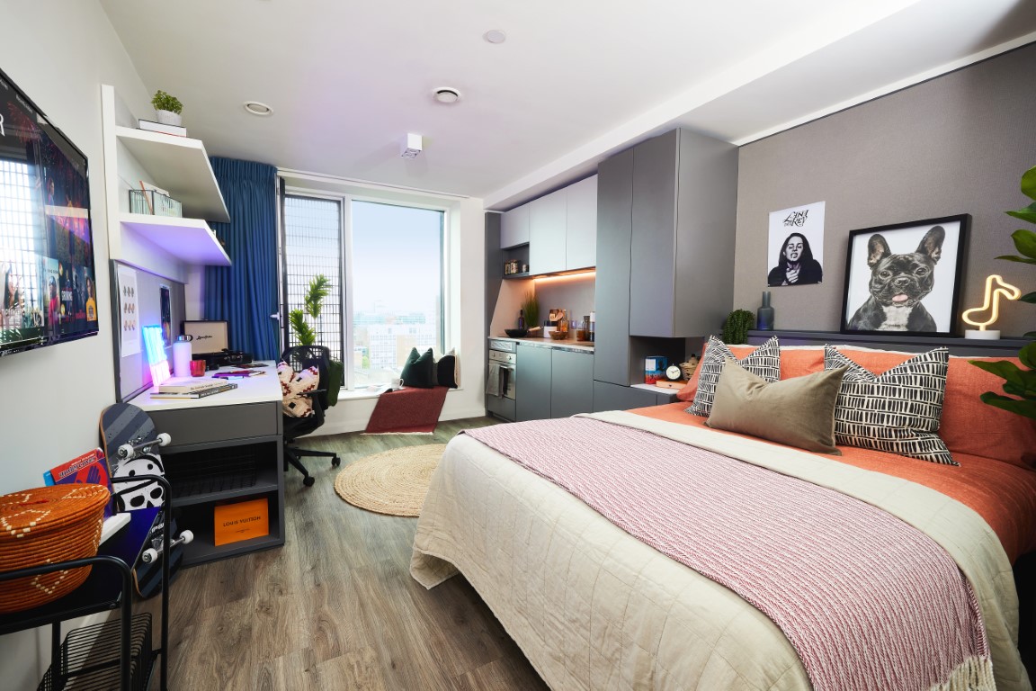  Premium Studio  -  Circle Square  - Gallery -  1