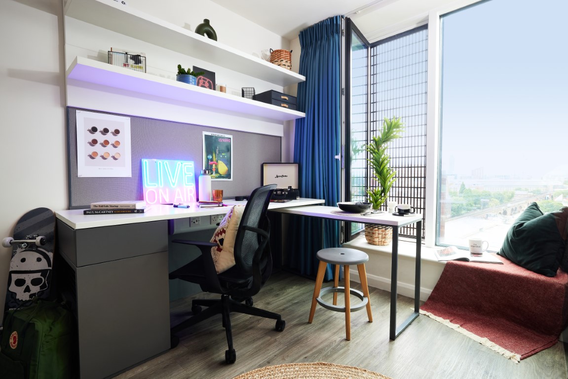  Premium Studio  -  Circle Square  - Gallery -  3