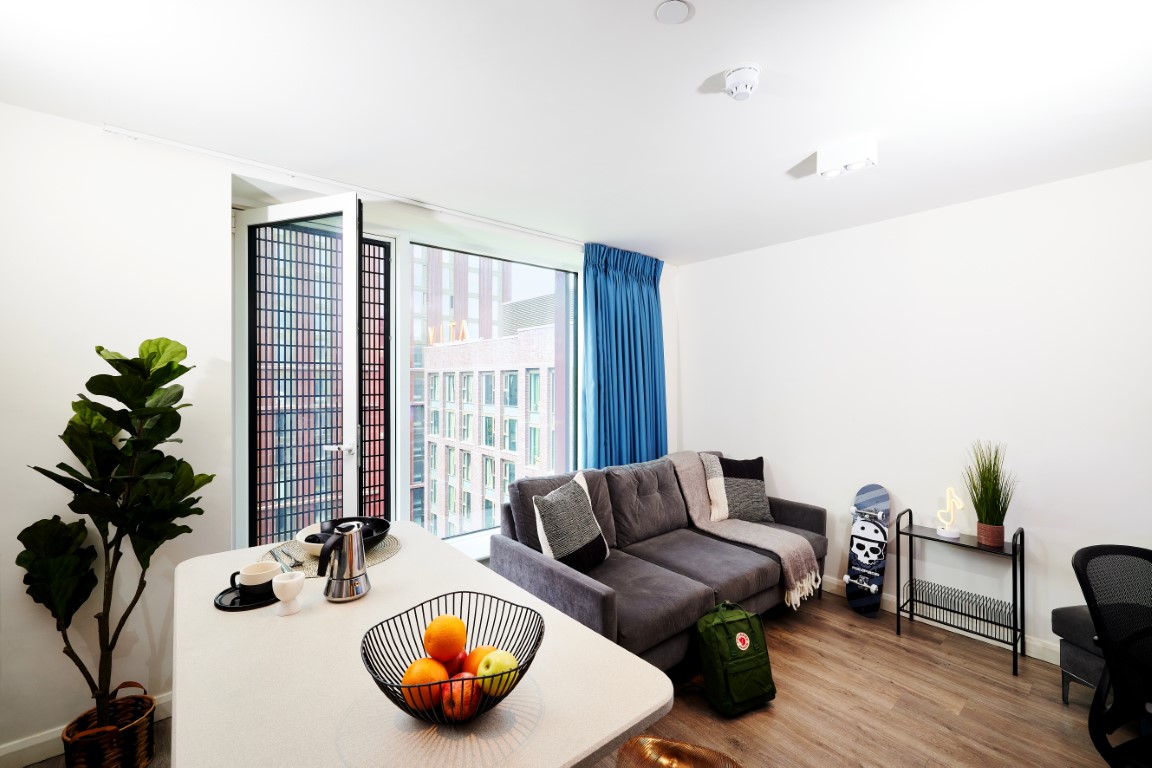  Premium Plus Studio  -  Circle Square  - Gallery -  6