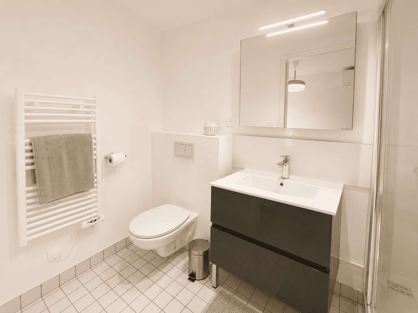 Room For One Person -  10 - 7