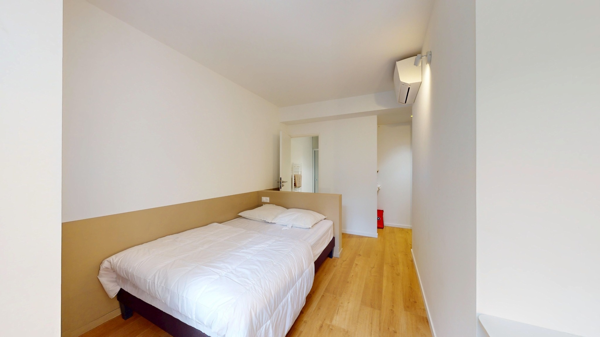 Room For One Person -  4 - 4