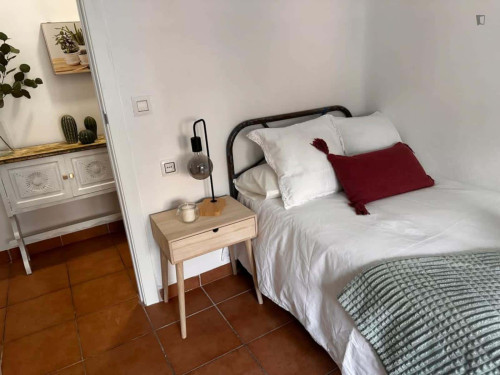 Apartment in Calle Real de Cartuja, Granada for 65 m² with 3 bedrooms - Gallery - 9